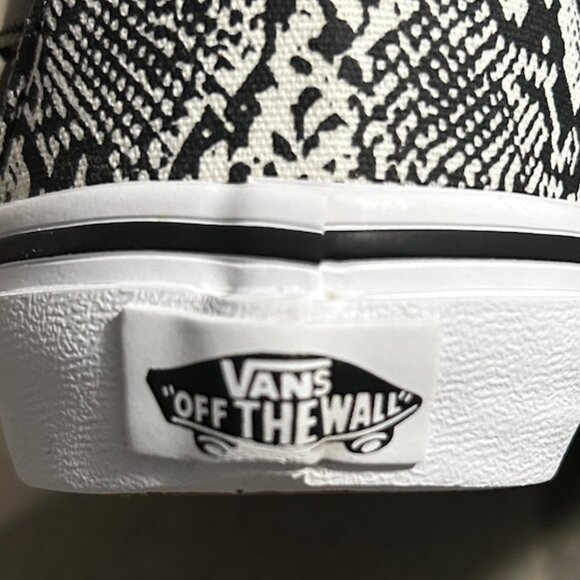 Vans SK8-Hi Snake Skin/Leopard/Plaid Sneakers Men's 5/Women's 6.5 - Picture 8 of 15